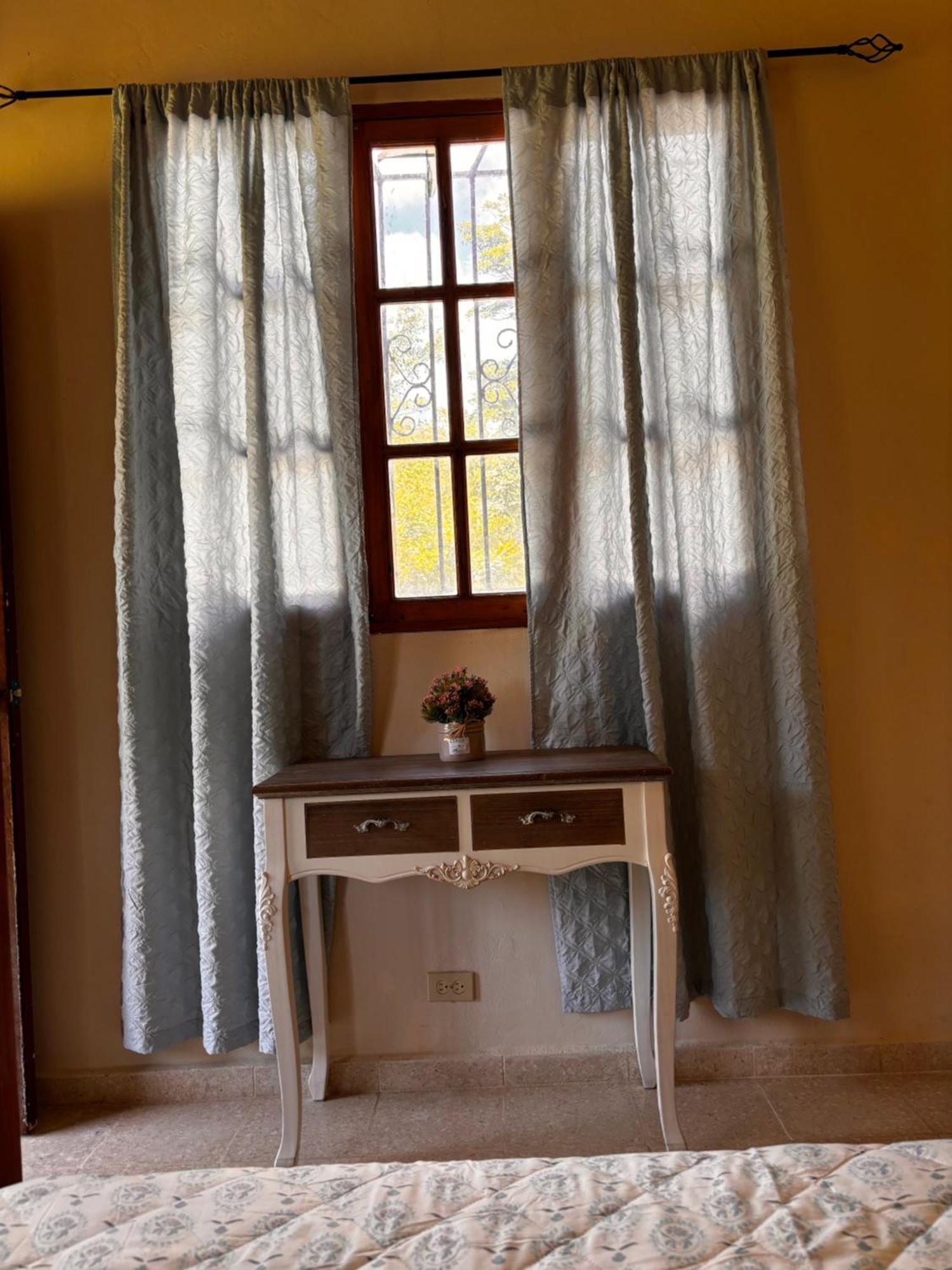 La Maison D' Ivonne Antón Exterior foto